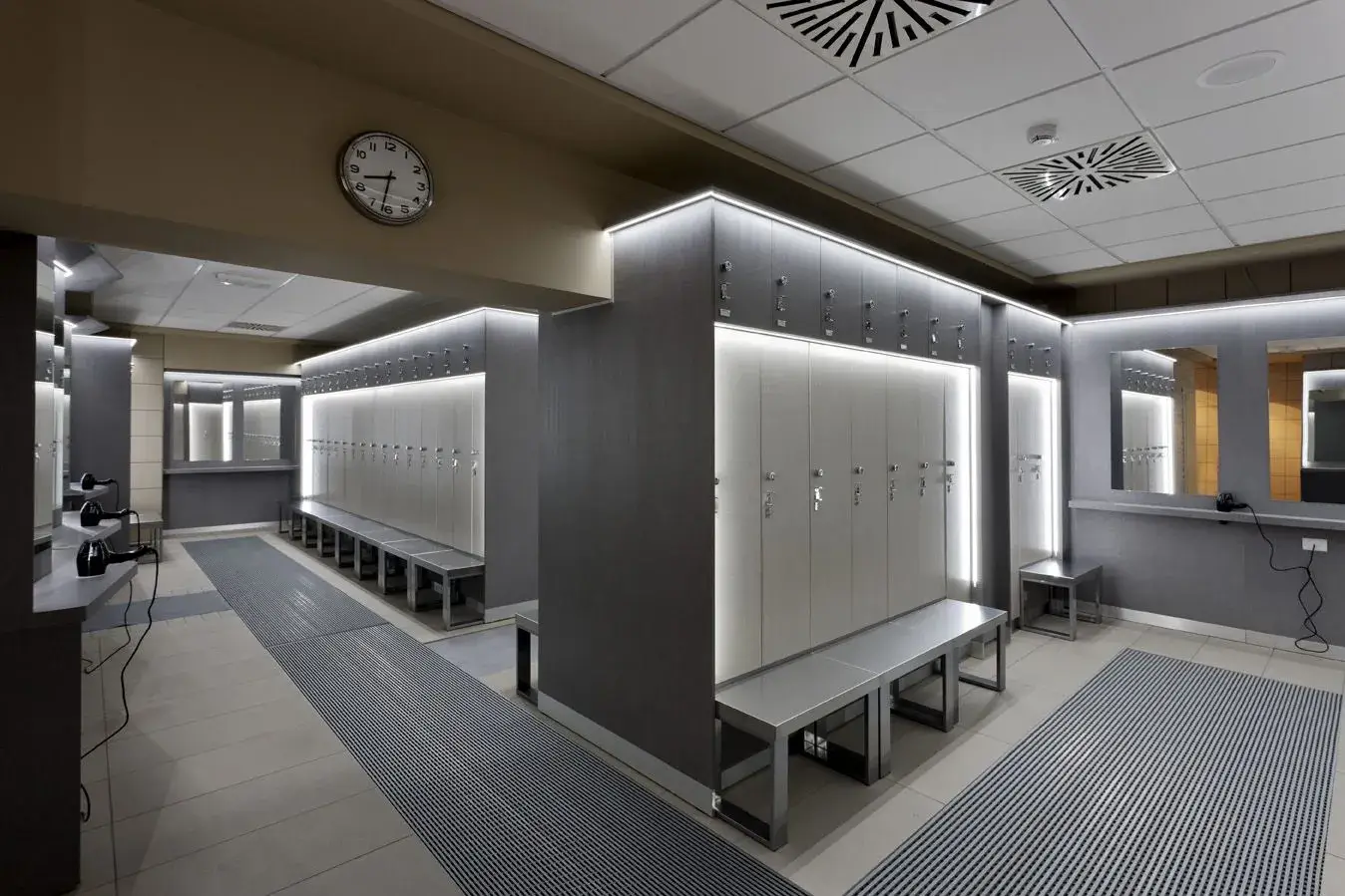 Clean and spacious locker room